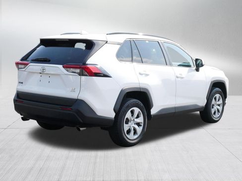 Certified 2021 Toyota RAV4 LE AWD/4WD image 7