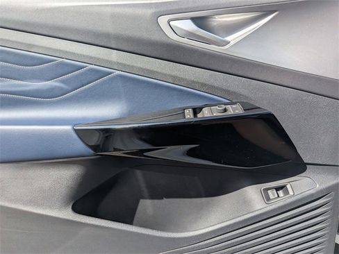 Used 2024 Volkswagen ID.4 S image 27