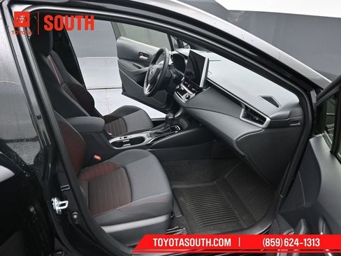 New 2026 Toyota Corolla SE w/ SE Premium Package image 32