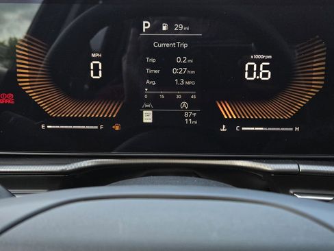 New 2026 Kia Sportage EX FWD image 11