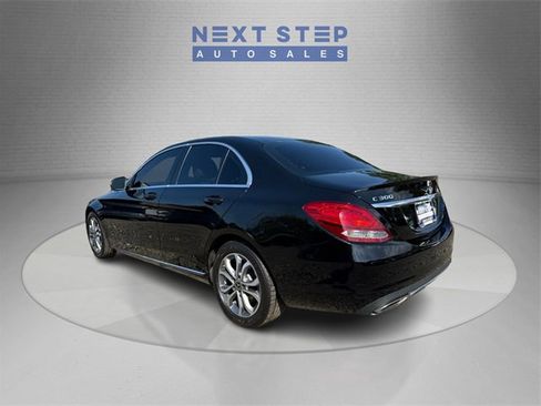 Used 2018 Mercedes-Benz C 300 Sedan image 5