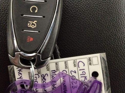 Used 2023 Chevrolet Malibu LT image 35