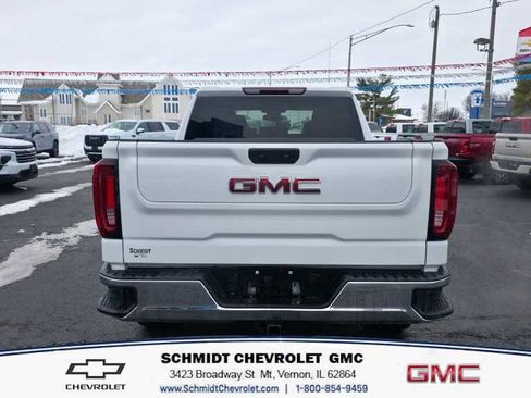 Used 2024 GMC Sierra 1500 SLT image 6