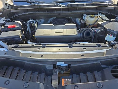 Used 2023 Chevrolet Tahoe Premier w/ Advanced Technology Package image 32