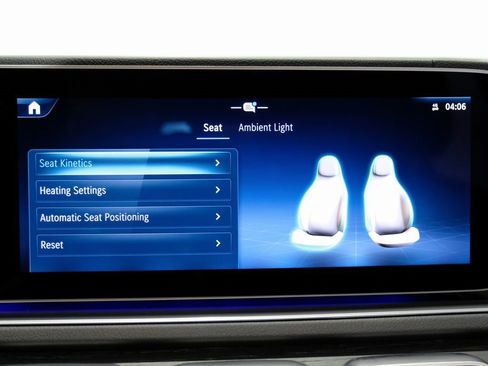 Used 2024 Mercedes-Benz GLS 450 4MATIC image 23