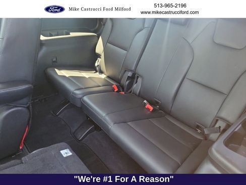 Used 2024 Kia Telluride S w/ S Sunroof Package FWD image 15
