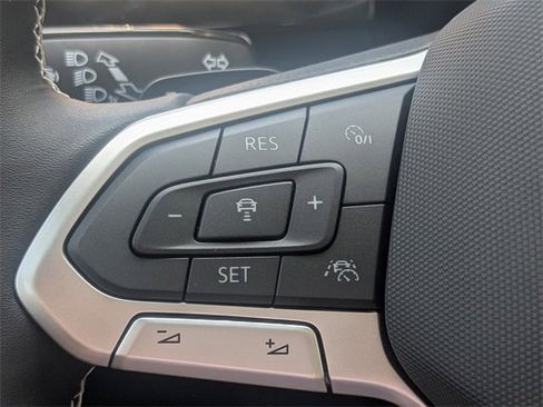 New 2026 Volkswagen Atlas SE image 26