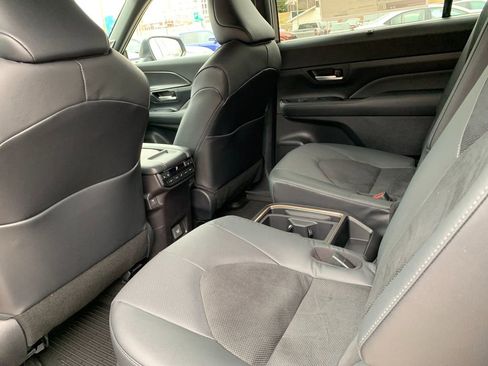 New 2026 Toyota Grand Highlander MAX Platinum image 13