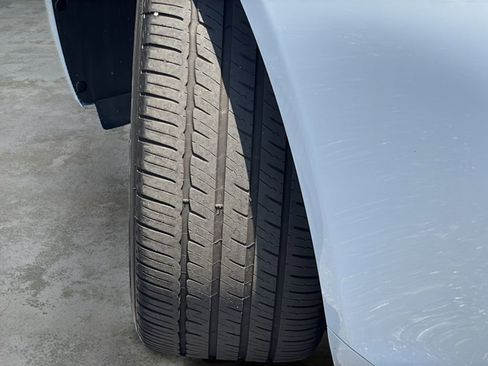 Used 2019 Genesis G80 3.8 RWD image 44