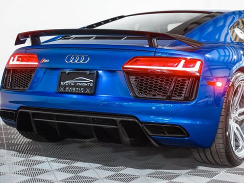 Used 2017 Audi R8 V10 plus image 8