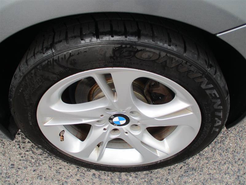 Used 2010 BMW Z4 sDrive35i RWD image 22