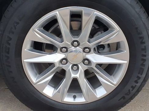 Certified 2024 Chevrolet Tahoe Premier AWD/4WD image 9