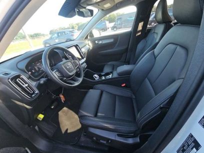 Used 2026 Volvo XC40 B5 Plus