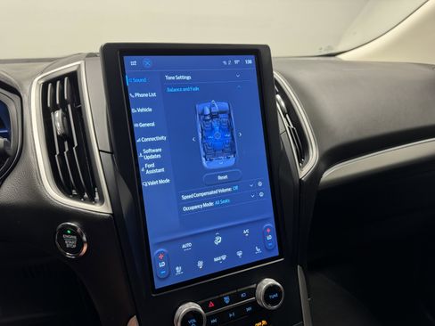 Used 2022 Ford Edge SEL w/ Convenience Package image 24