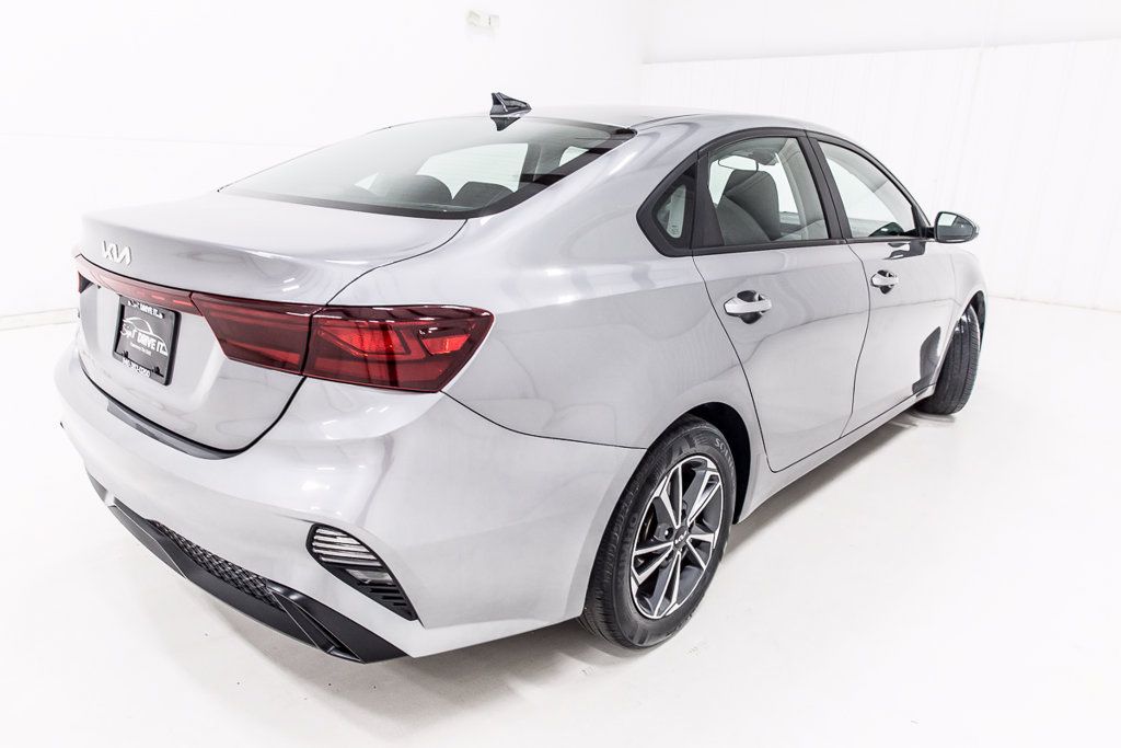 Used 2024 Kia Forte LXS FWD image 6
