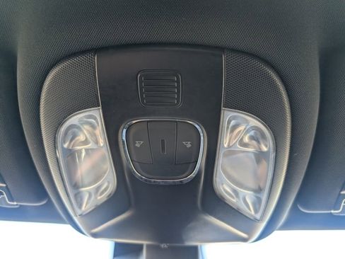 Used 2025 Jeep Compass Limited AWD/4WD image 21