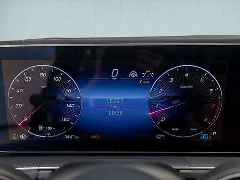 Used 2024 Mercedes-Benz GLS 580 4MATIC image 38