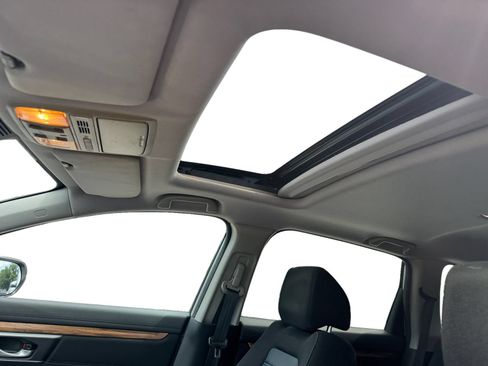 Used 2017 Honda CR-V EX image 3