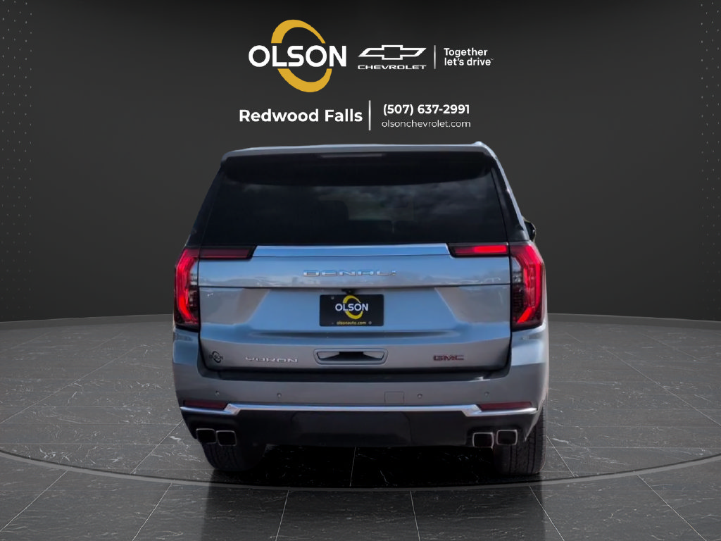 Used 2025 GMC Yukon Denali AWD/4WD image 4