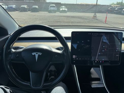 Used 2018 Tesla Model 3 Long Range RWD image 20