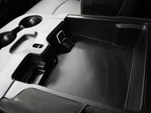 Used 2024 RAM 2500 Laramie image 35