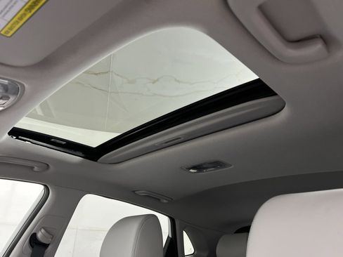 Used 2022 Hyundai Kona Limited image 24