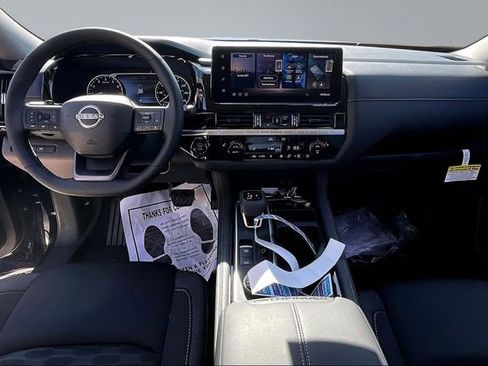 New 2026 Nissan Pathfinder SV image 5