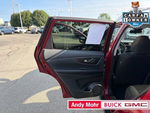 Used 2020 Nissan Rogue SV AWD/4WD image 23