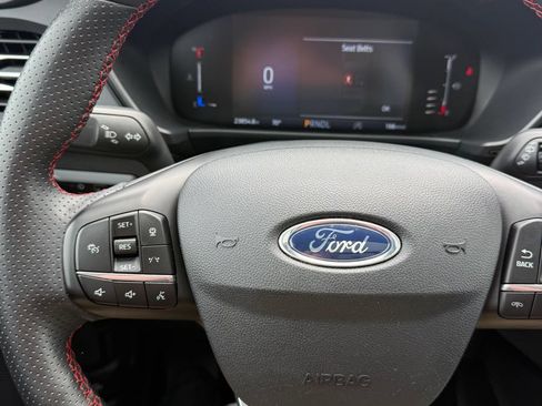 Used 2023 Ford Escape ST-Line w/ Tech Pack #1 AWD/4WD image 15