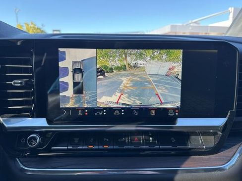 Used 2025 GMC Sierra 3500 SLT w/ SLT Premium Package image 29