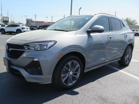 Used 2023 Buick Encore GX Select w/ Sport Touring Package image 8