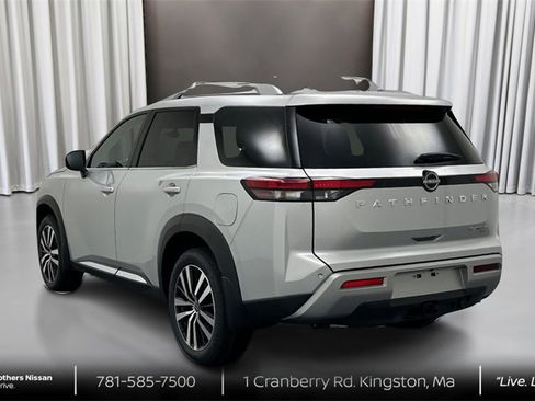 New 2025 Nissan Pathfinder Platinum w/ Cargo Package image 7