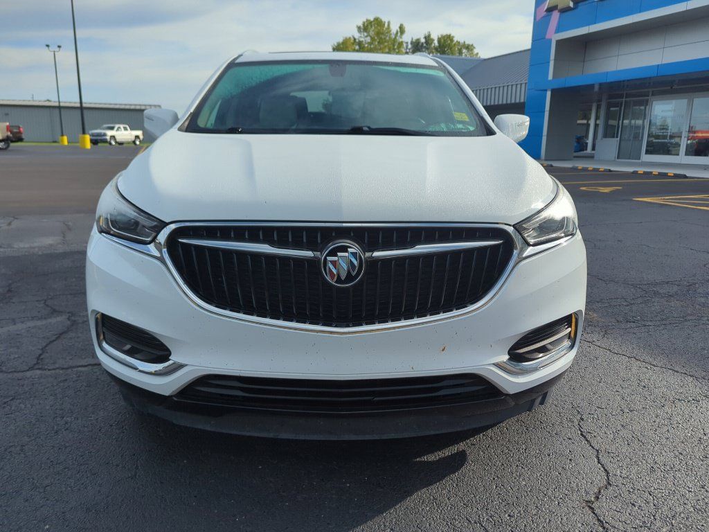 Used 2019 Buick Enclave Essence FWD image 2