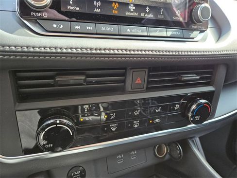 New 2026 Nissan Rogue S image 19