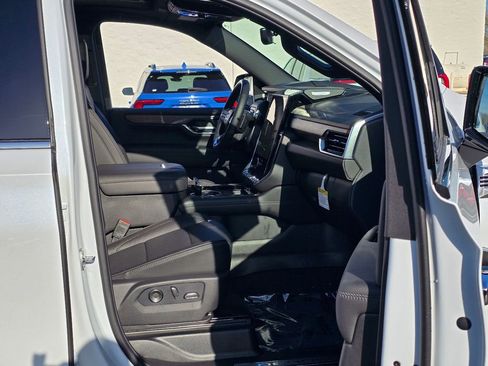 New 2026 GMC Yukon Denali AWD/4WD image 37