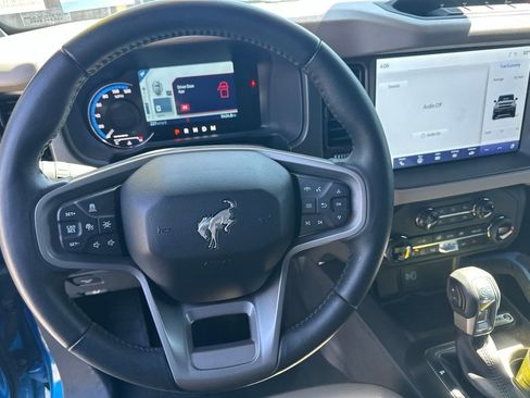 Used 2024 Ford Bronco Wildtrak AWD/4WD image 5