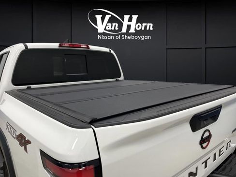 Used 2023 Nissan Frontier PRO-4X image 37