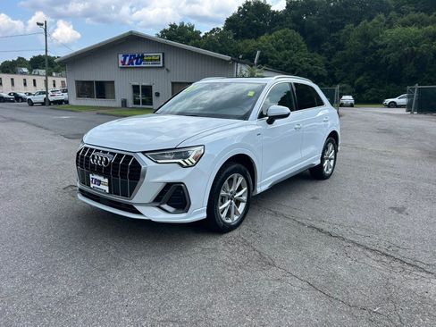 Used 2022 Audi Q3 2.0T Premium Plus w/ Premium Plus Package AWD/4WD image 1