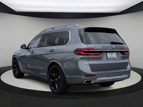 Used 2026 BMW X7 xDrive40i AWD/4WD image 6