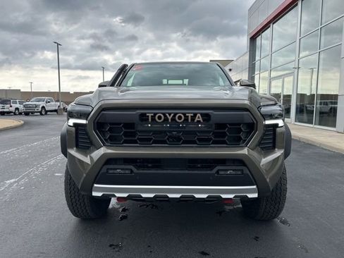 New 2026 Toyota Tacoma Trailhunter image 2