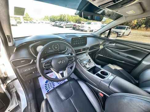Used 2022 Hyundai Santa Fe Limited w/ Cargo Package image 10