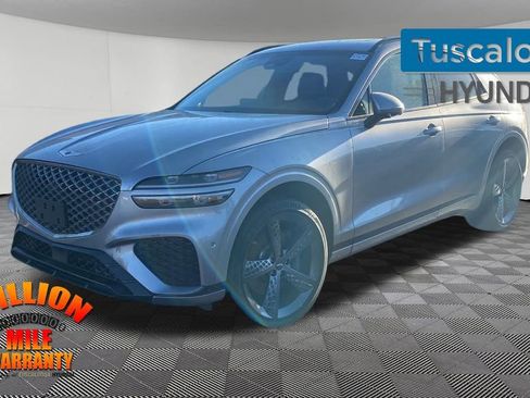 Used 2023 Genesis GV70 2.5T w/ Sport Prestige Package image 4