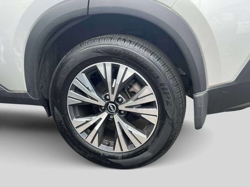 Used 2022 Nissan Rogue SV AWD/4WD image 11