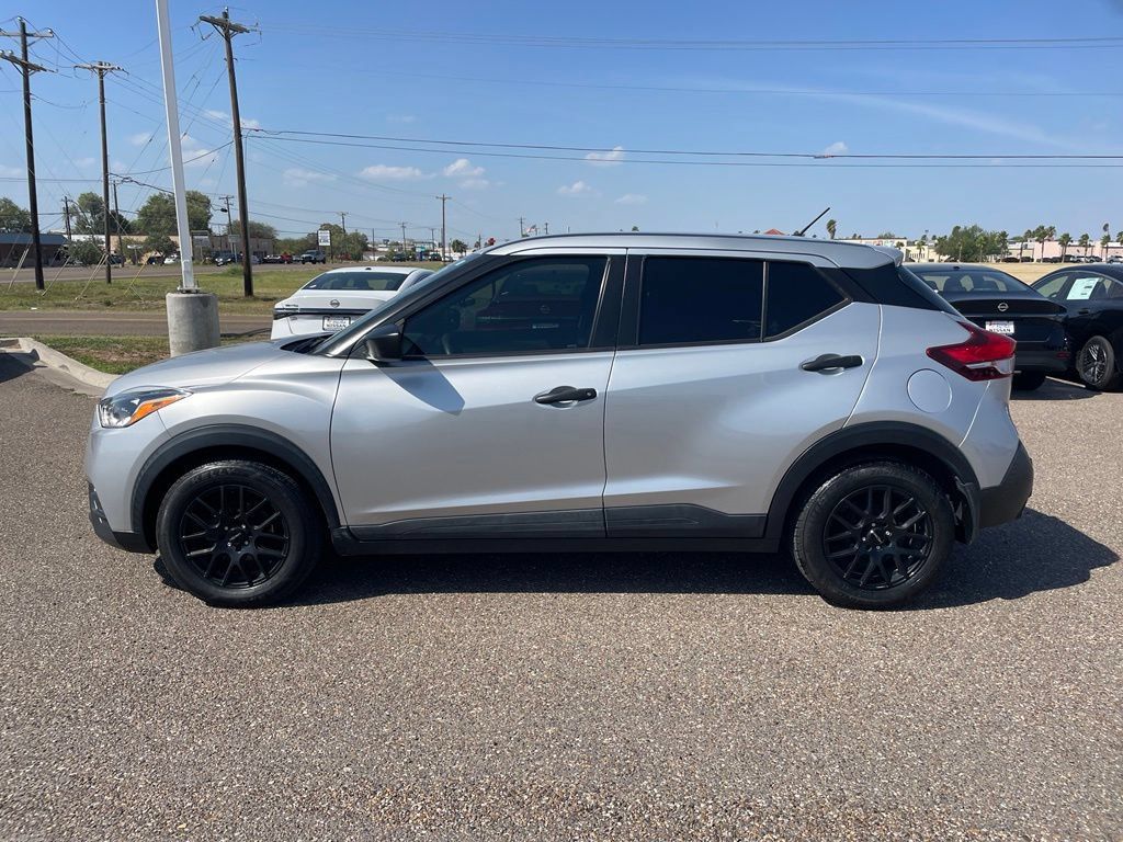 Certified 2020 Nissan Kicks S FWD image 4