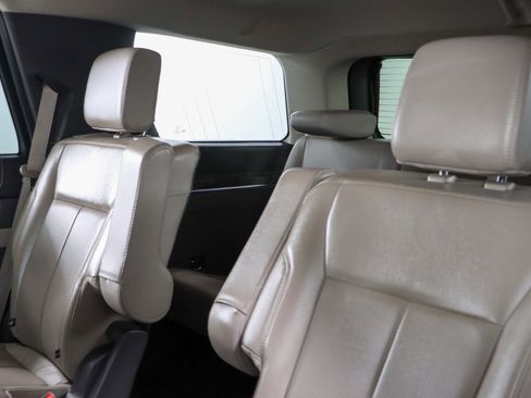 Used 2021 Ford Expedition XLT image 25