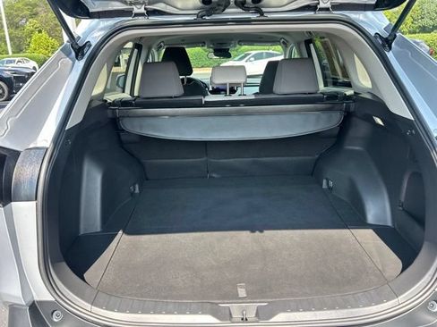 Used 2024 Toyota RAV4 XLE FWD image 10