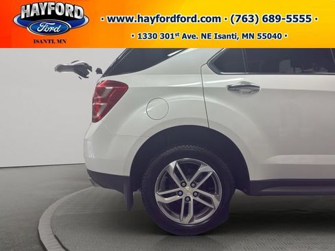 Used 2017 Chevrolet Equinox Premier w/ Enhanced Convenience Package AWD/4WD image 26
