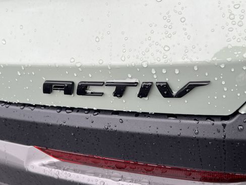 New 2026 Chevrolet Equinox ACTIV w/ Convenience Package III image 10