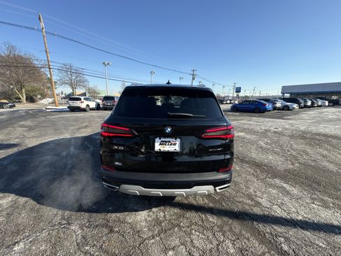 Used 2023 BMW X5 xDrive40i w/ Premium Package image 33