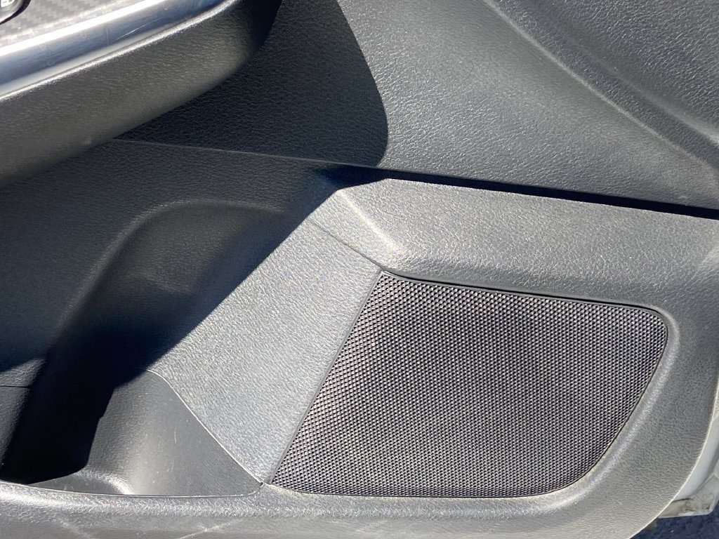 Used 2025 Nissan Sentra SR FWD image 19